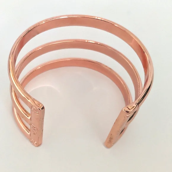SOLD Rose Gold triple stack Statement Cuff - Picture 4 of 6